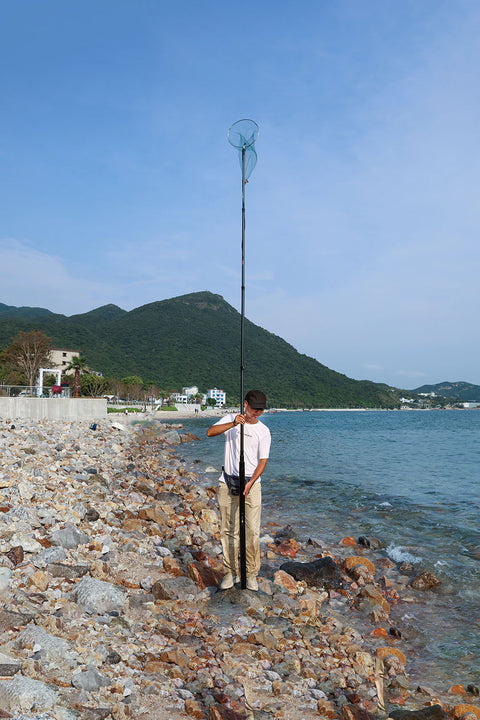 Battery Powered Carbon Fiber Landing Net with Extendable Handle